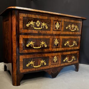 commode Louis XIV marqueterie géométrique 2 | Atelier Patrice Bricout