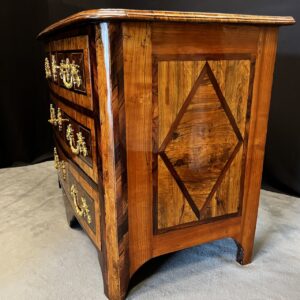 commode Louis XIV marqueterie géométrique 4 | Atelier Patrice Bricout