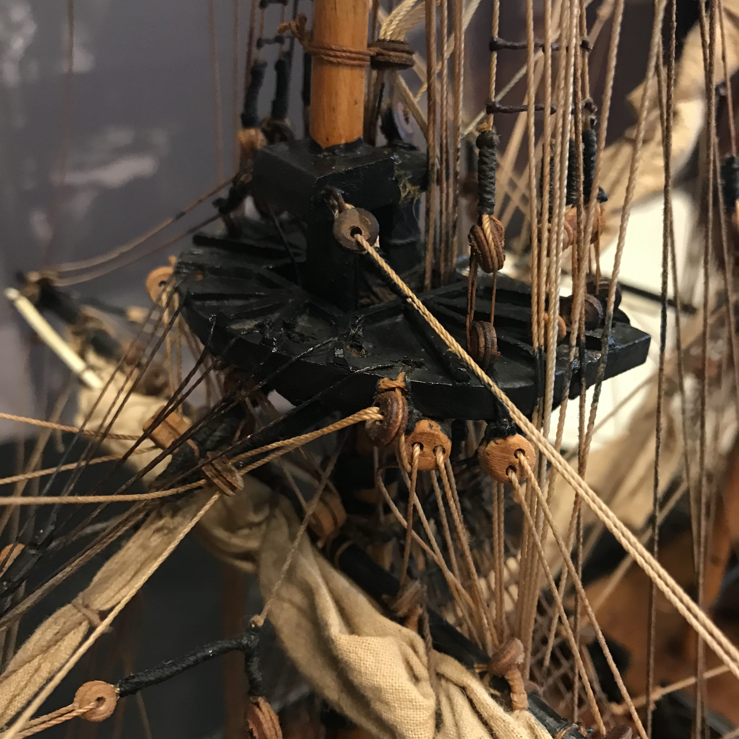 Le Superbe Maquette du voilier historique en bois tropical 19e, restauration atelier Patrice Bricout label EPV