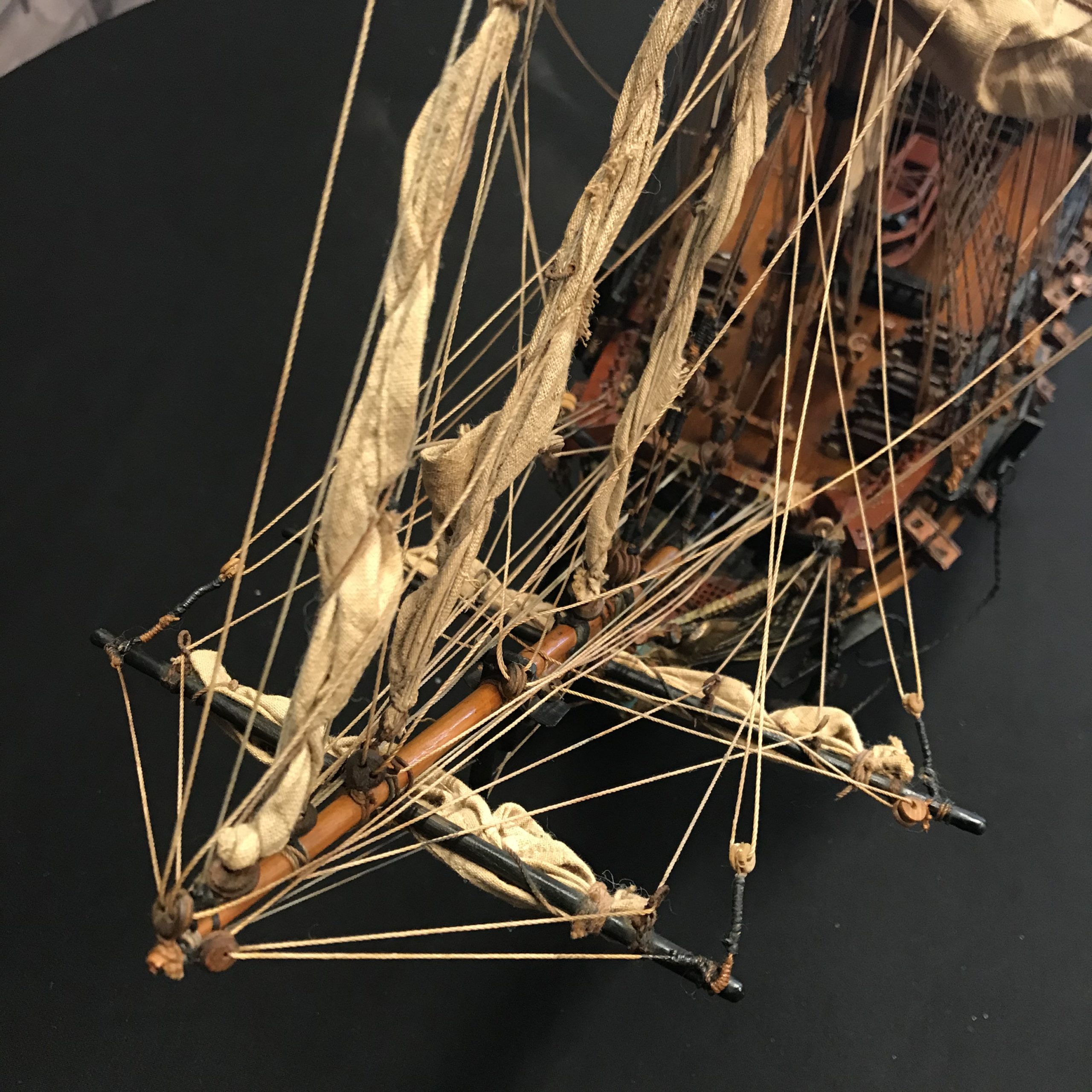 Le Superbe Maquette du voilier historique en bois tropical 19e, restauration atelier Patrice Bricout label EPV
