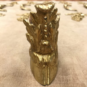 pération-de-patine-sur-bronzes-commode-Louis-XIV-Mazarine-Époque-début-du-XVIIIème-siècle